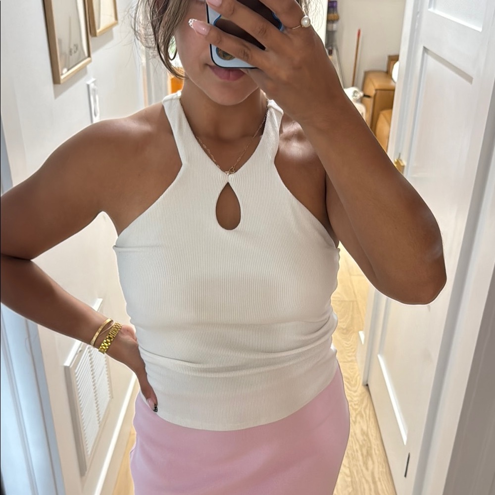 ALO Yoga Cream Keyhole Tank Top